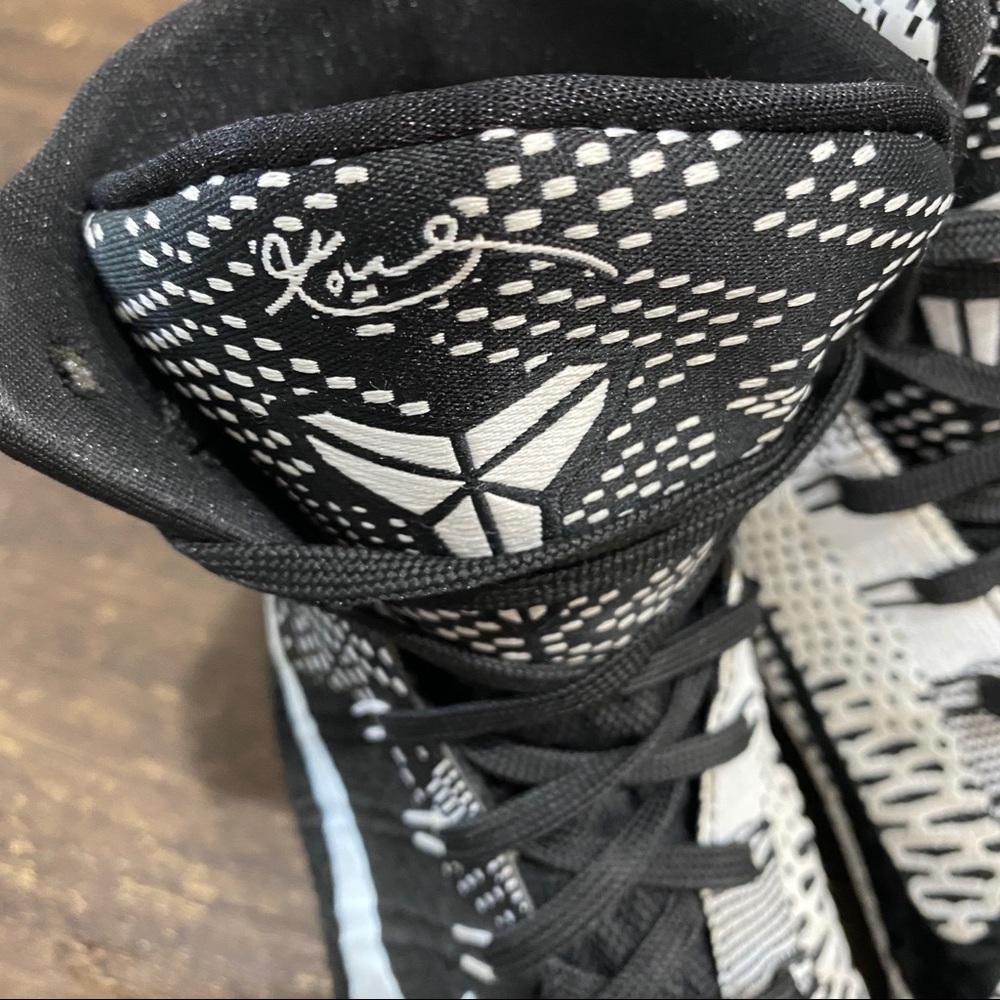 Nike Kobe Bryant 9 Black History Month Sneaker 8.5 - Picture 6 of 14